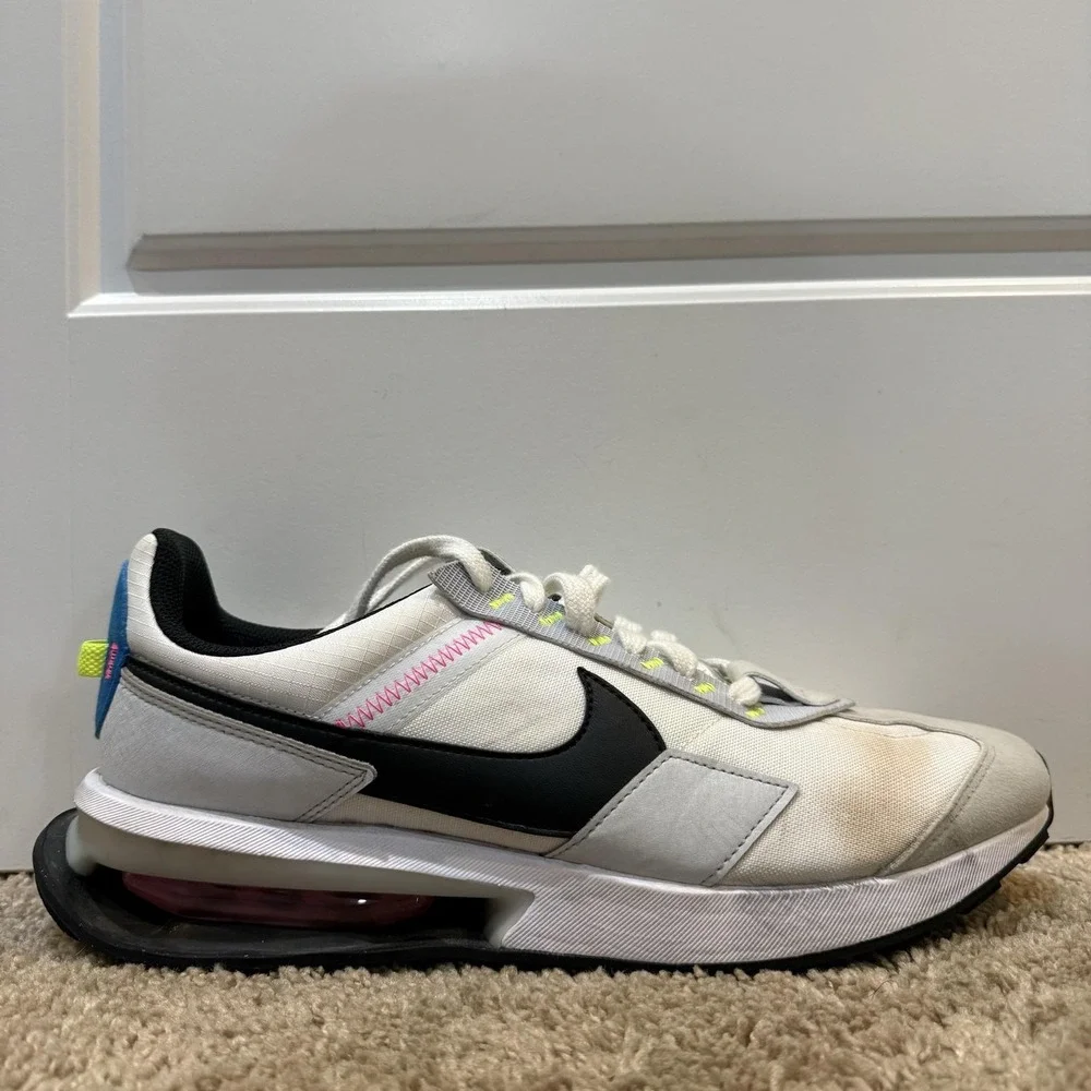 Nike Air Max Shoes Mens Size 11 White Running Sneakers DZ4399-100 Athletic